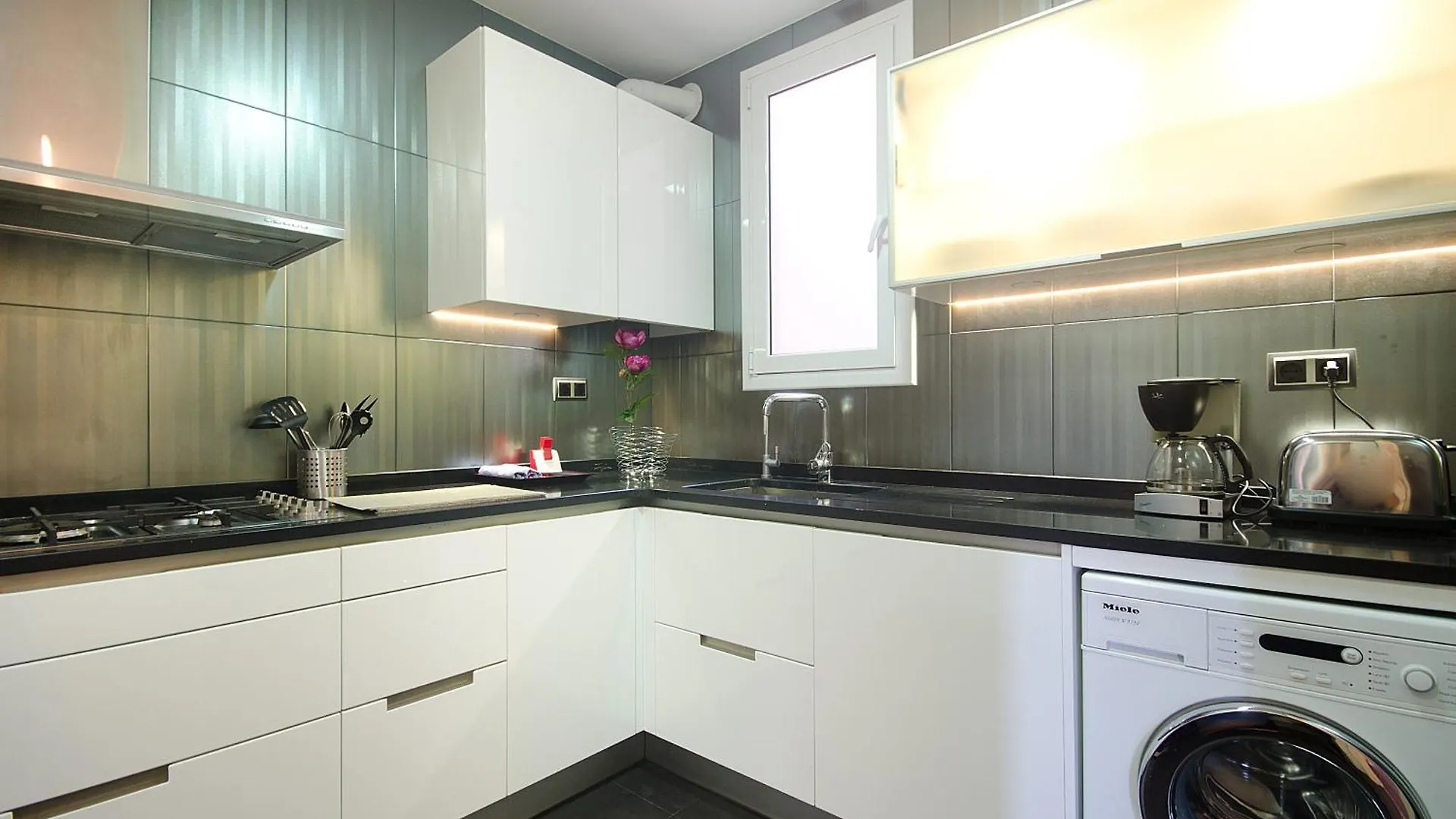 ברצלונה Three Bedroom Apartment In Gran De Gracia - You Stylish Apartments