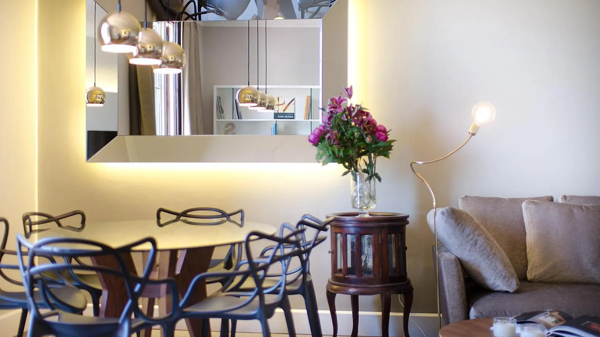 Three Bedroom Apartment In Gran De Gracia - You Stylish Apartments Barcelona Spanien